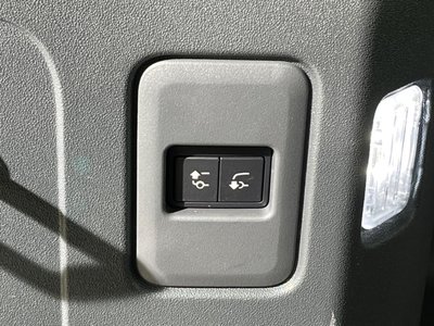 2025 LAND Rover DEFENDER 缩略图 58