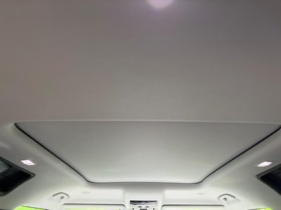 2025 LAND Rover DEFENDER 缩略图 69
