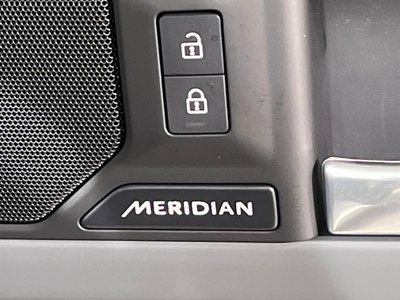 2025 LAND Rover DEFENDER 缩略图 6