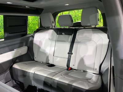 2025 LAND Rover DEFENDER 缩略图 30