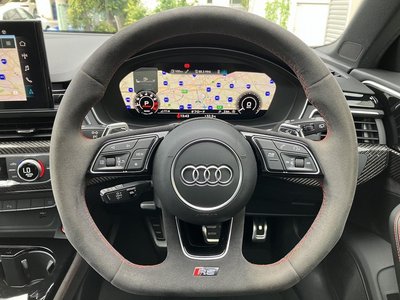 صورة 23 لـ 2020 AUDI RS4 AVANT