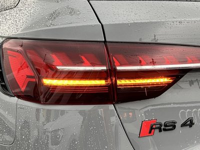 صورة 22 لـ 2020 AUDI RS4 AVANT