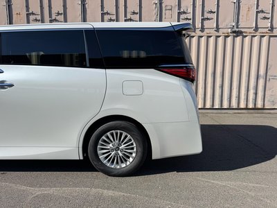 2026 Toyota ALPHARD — фото 14