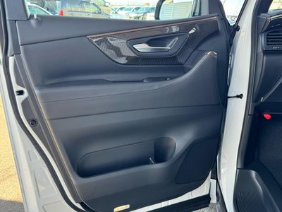 2026 Toyota ALPHARD — фото 48
