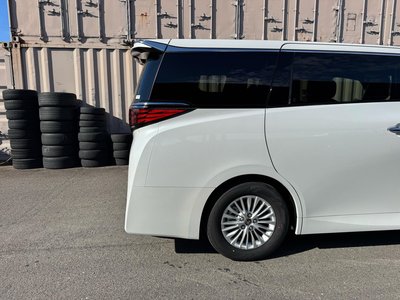 2026 Toyota ALPHARD — фото 19