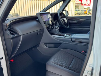 2026 Toyota ALPHARD — фото 35