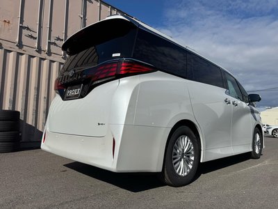 2026 Toyota ALPHARD — фото 17