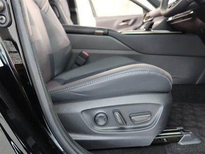 صورة 19 لـ 2024 Toyota CROWN SPORT