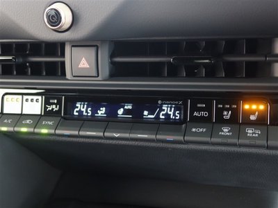 صورة 20 لـ 2024 Toyota CROWN SPORT