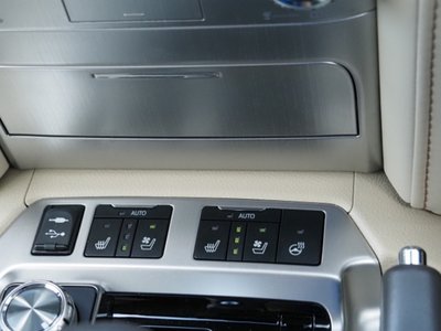 2020 Toyota LAND CRUISER 200 — фото 55