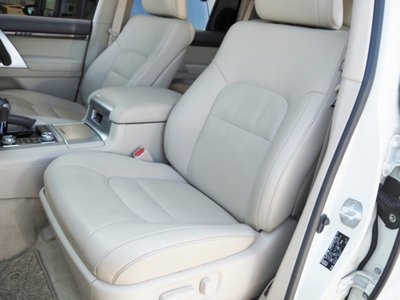 2020 Toyota LAND CRUISER 200 — фото 27