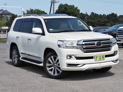 2020 Toyota LAND CRUISER 200 — фото 3