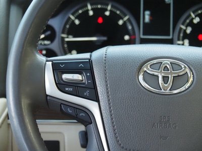 2020 Toyota LAND CRUISER 200 — фото 42