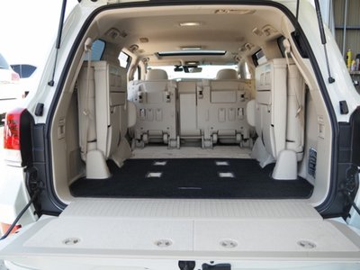 2020 Toyota LAND CRUISER 200 — фото 38