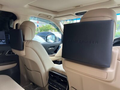 2023 Toyota LAND CRUISER 300 — фото 124