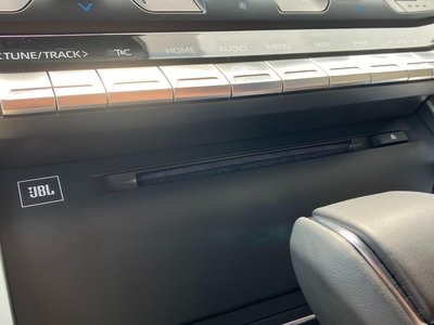 2023 Toyota LAND CRUISER 300 — фото 111
