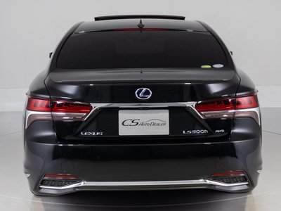 2019 Lexus LS — миниатюра 18