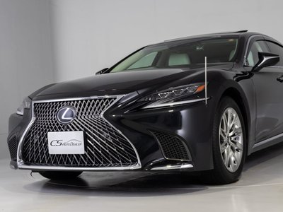 2019 Lexus LS — миниатюра 24