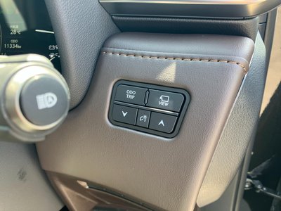 2024 Lexus LX — миниатюра 41