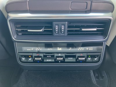 2024 Lexus LX — миниатюра 34