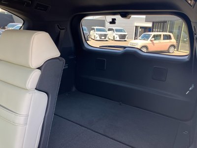 2024 Lexus LX — миниатюра 33