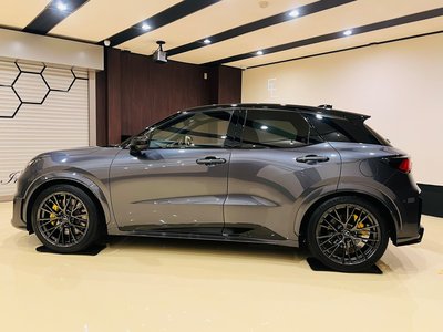 2025 Lexus LBX photo 7