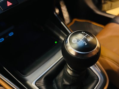 2025 Lexus LBX thumbnail 56