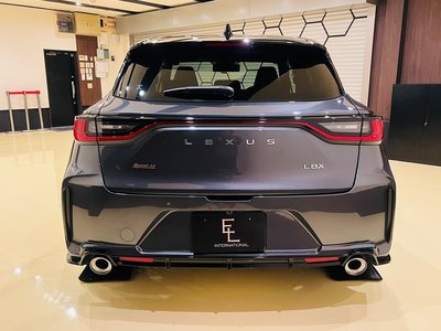 2025 Lexus LBX photo 9