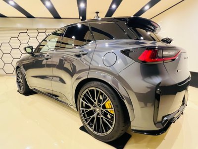 2025 Lexus LBX photo 8