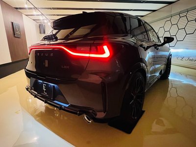2025 Lexus LBX thumbnail 63