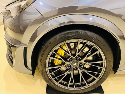 2025 Lexus LBX photo 15