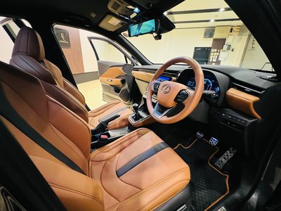2025 Lexus LBX thumbnail 29