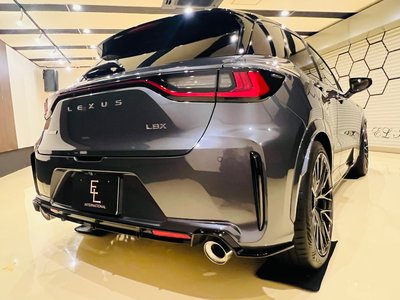 2025 Lexus LBX photo 10