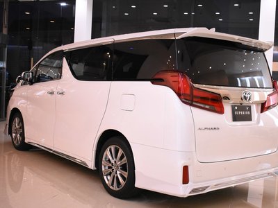 2022 Toyota ALPHARD — миниатюра 10