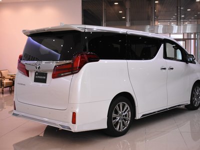 2022 Toyota ALPHARD — миниатюра 9