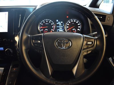 2022 Toyota ALPHARD — миниатюра 28