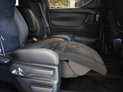 2022 Toyota ALPHARD — миниатюра 26