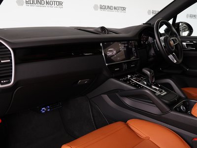 2019 Porsche CAYENNE thumbnail 17