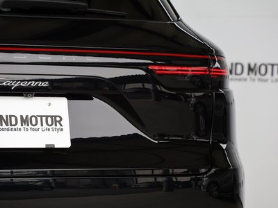 2019 Porsche CAYENNE photo 9