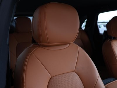 2019 Porsche CAYENNE thumbnail 39
