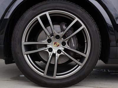 2019 Porsche CAYENNE thumbnail 57
