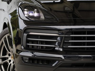 2019 Porsche CAYENNE photo 5