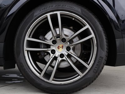 2019 Porsche CAYENNE thumbnail 58
