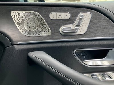 2025 Mercedes-BENZ GLE photo 13