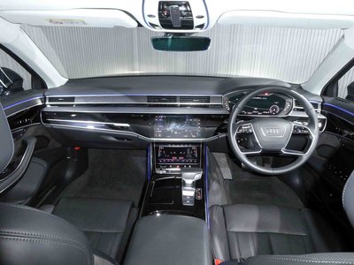 2019 AUDI A8 — миниатюра 12