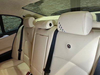 صورة 36 لـ 2014 BMW Alpina D5
