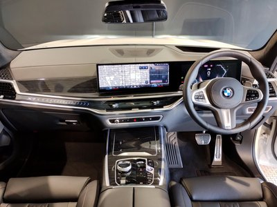 2026 BMW X7 — фото 15