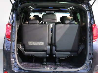 صورة 36 لـ 2020 Toyota ALPHARD