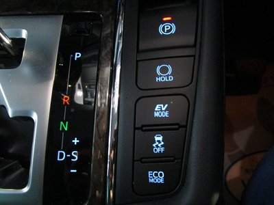 صورة 20 لـ 2020 Toyota ALPHARD