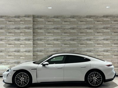 2021 Porsche TAYCAN — фото 13